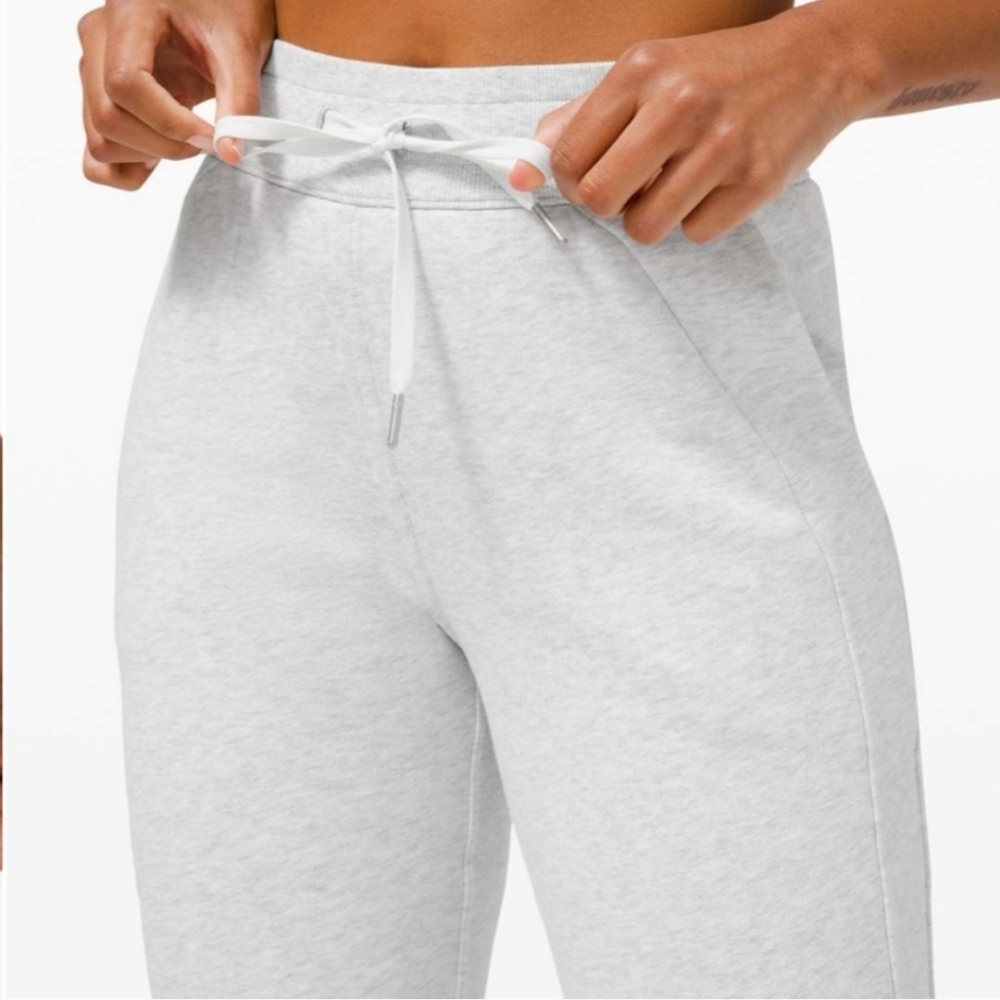 Heather Grey Cotton Drawstring Joggers. Size 8. EUC. - Picture 4 of 8